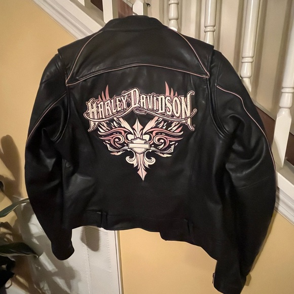 Harley Davidson Leather Ladies Medium Jacket - Picture 2 of 10
